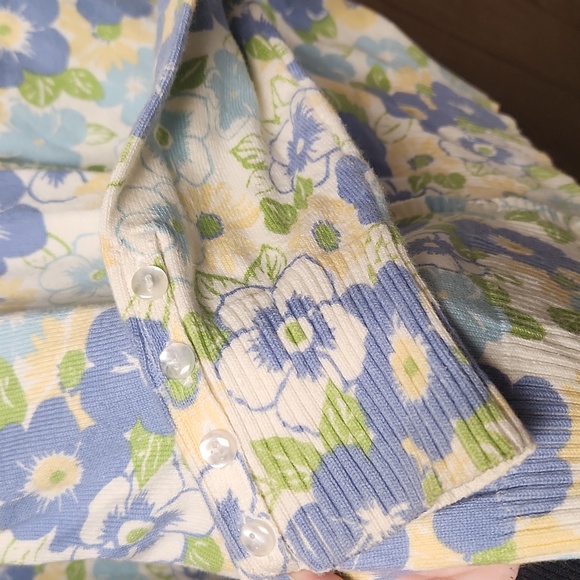 Eddie Bauer womens small button-up cardigan floral spring print yellow blue gree - Picture 2 of 4